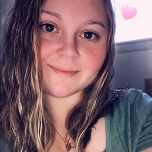 Meet your Posher, Chelsey